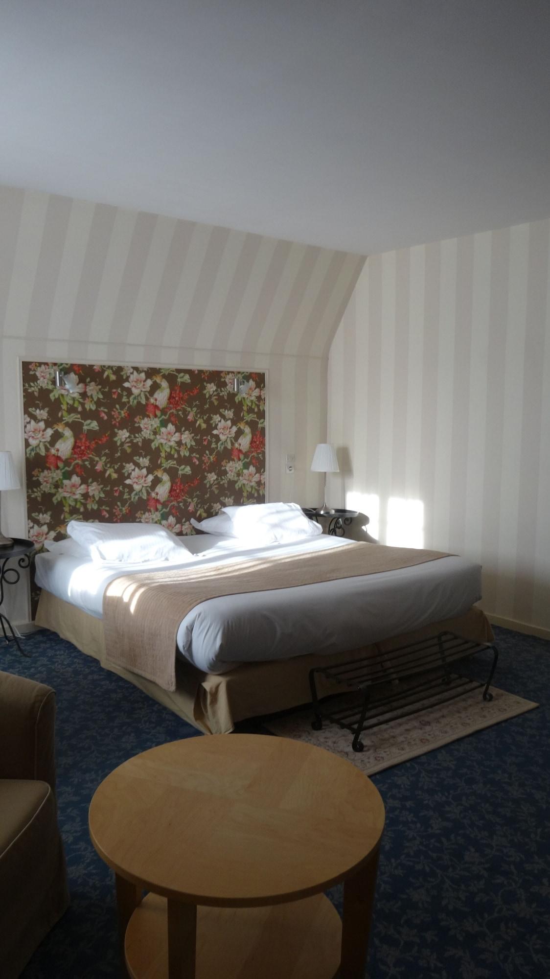 เบสต์ เวสเทิร์น เลอ มงโกเมอรี Hotel ปงตอร์ซง ภายนอก รูปภาพ