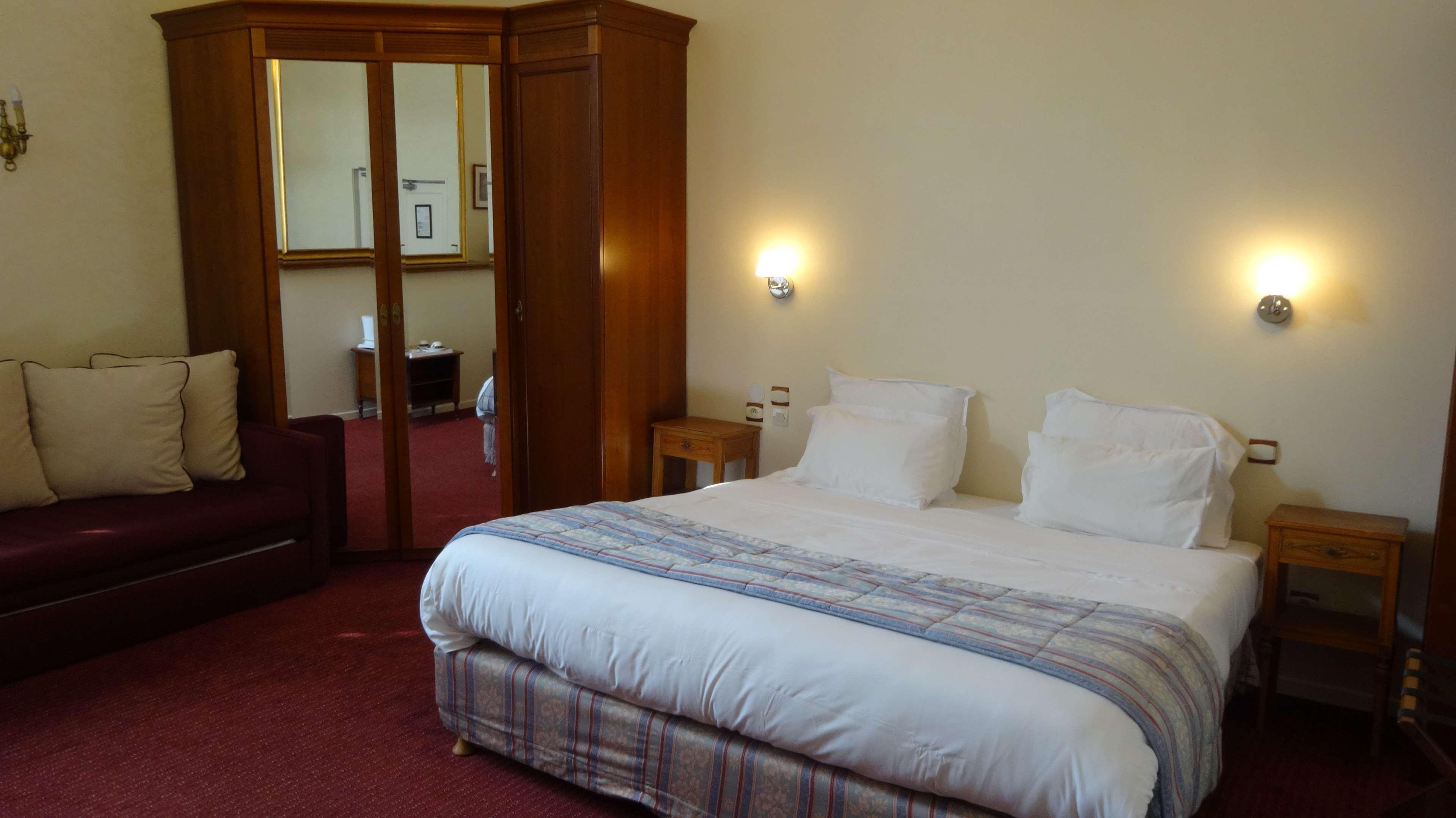 เบสต์ เวสเทิร์น เลอ มงโกเมอรี Hotel ปงตอร์ซง ภายนอก รูปภาพ