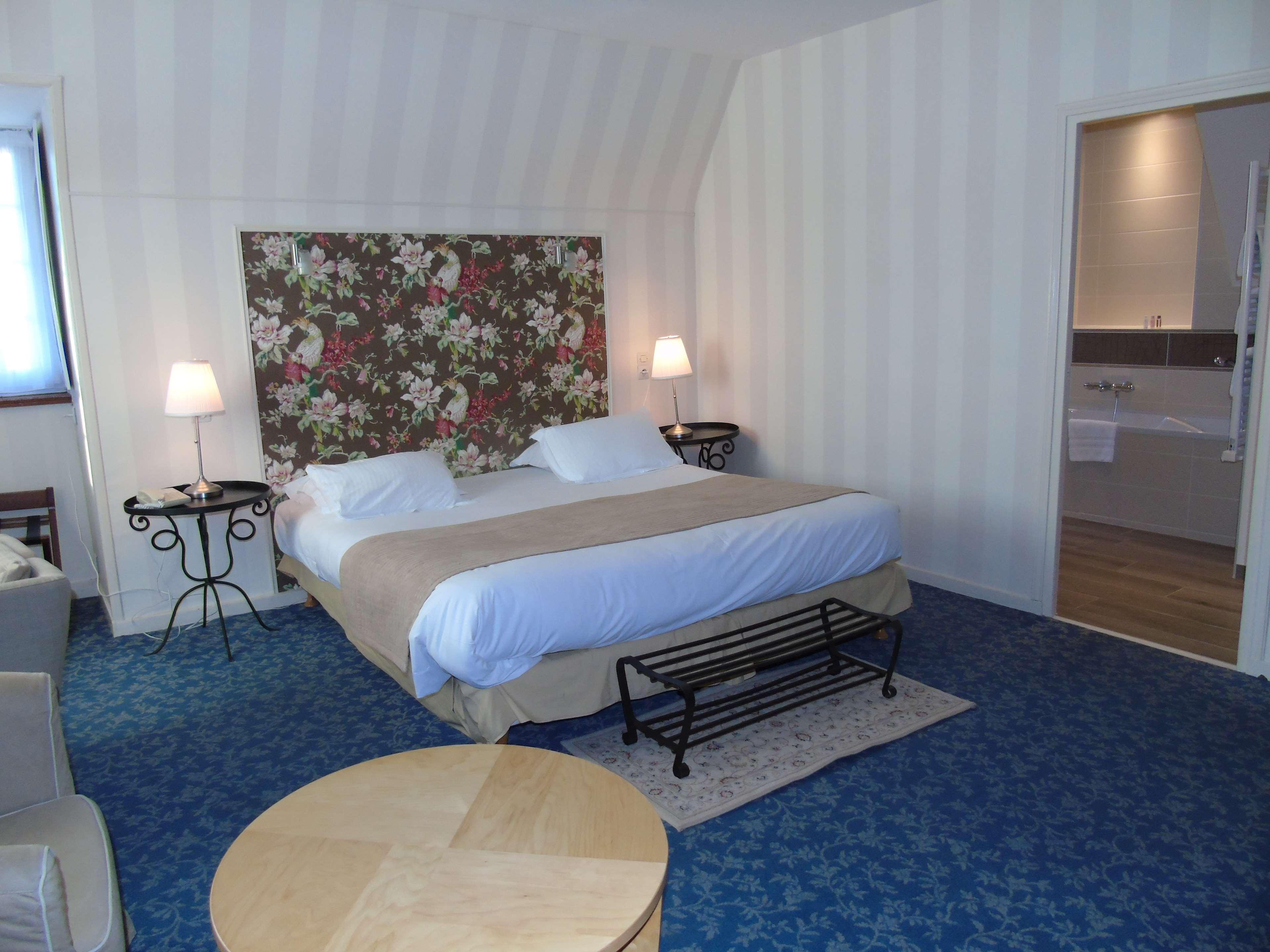 เบสต์ เวสเทิร์น เลอ มงโกเมอรี Hotel ปงตอร์ซง ภายนอก รูปภาพ